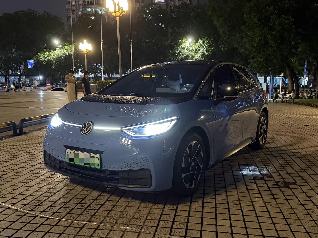 Open image lightbox: Volkswagen 2024 ID. 3 extremely intelligent version automatic transmission