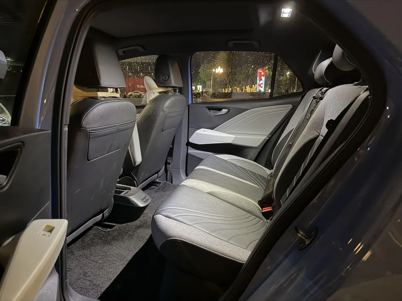 Volkswagen 2024 ID. 3 extremely intelligent version automatic transmission 4