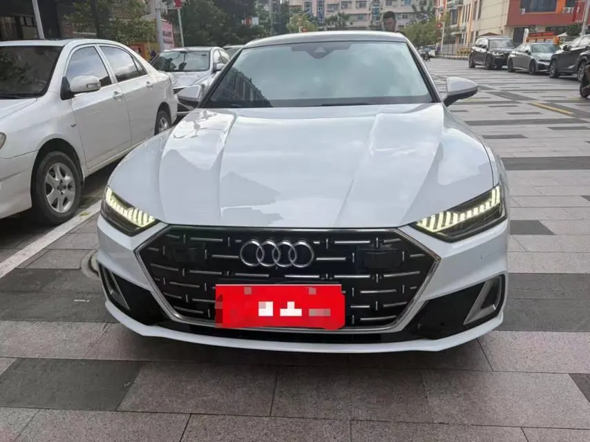 Audi 2024 A7L 2.0TFSI 45TFSI S-line Zhumeng Crystal Set Automatic Gear 2