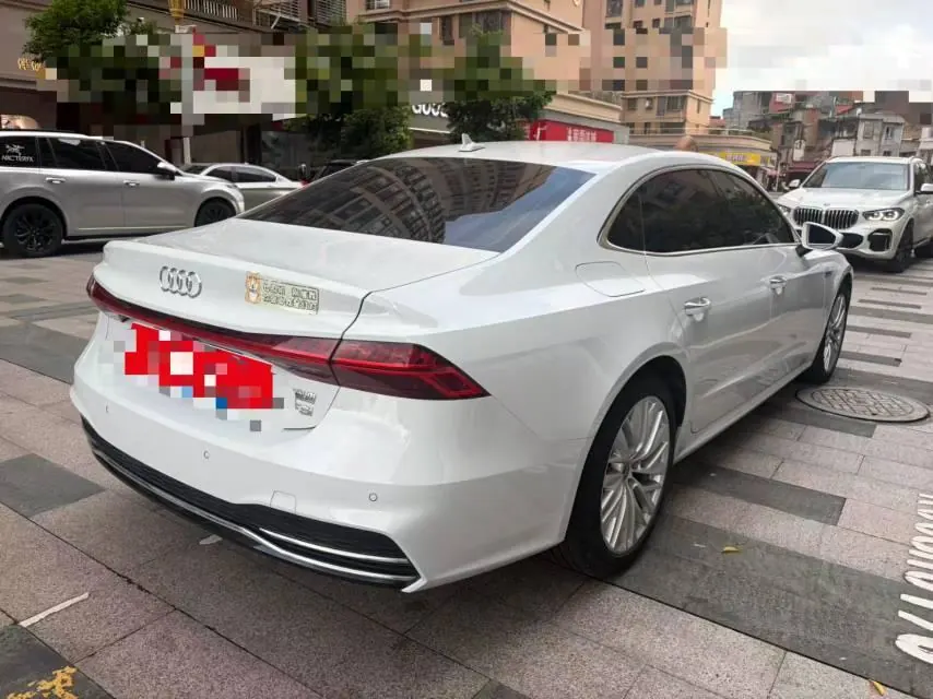 Audi 2024 A7L 2.0TFSI 45TFSI S-line Zhumeng Crystal Set Automatic Gear 3