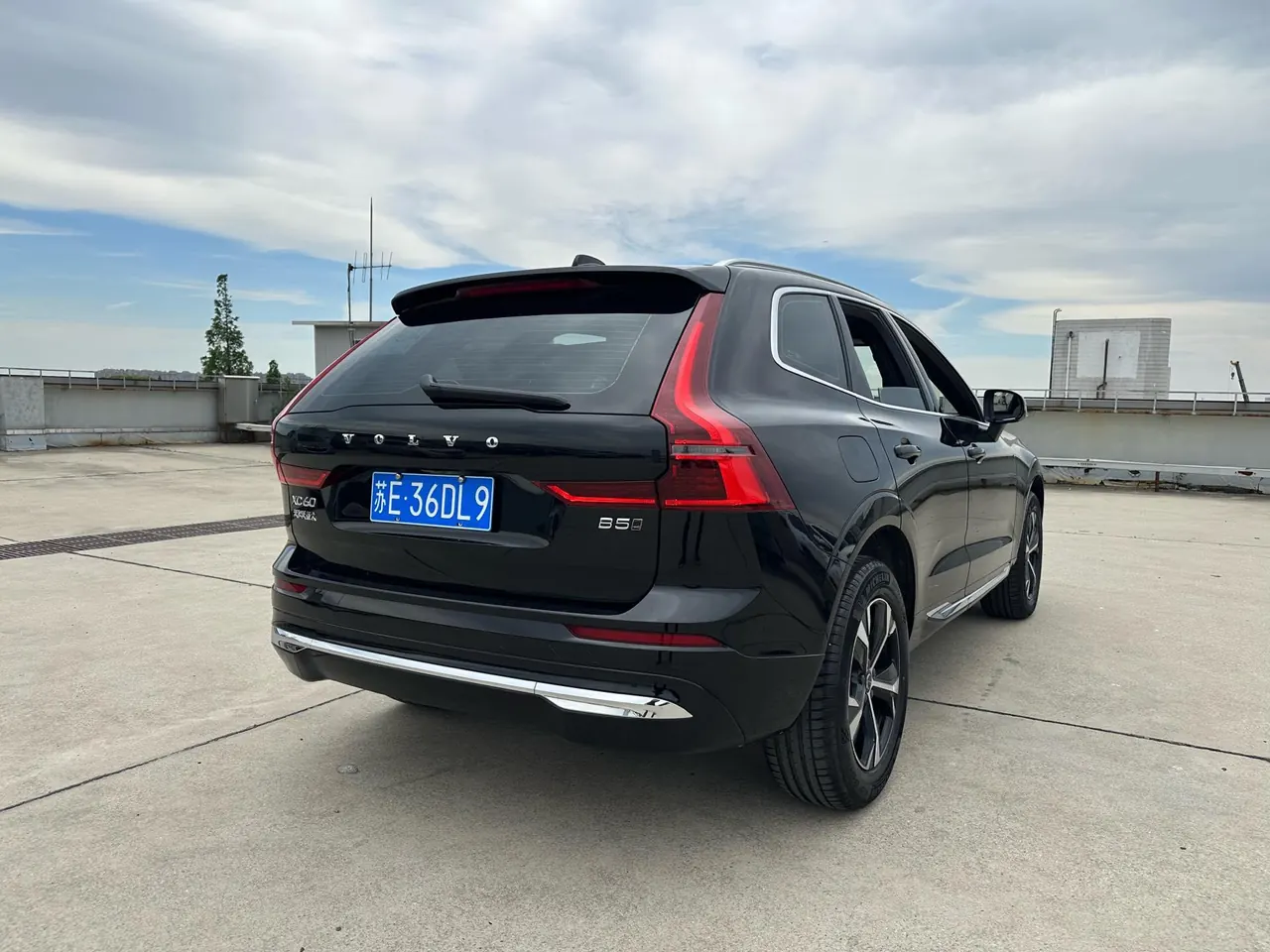 Volvo 2026 XC60 48V 2.0T B5 All-Wheel Drive Intelligent Luxury Edition Automatic Transmission 11