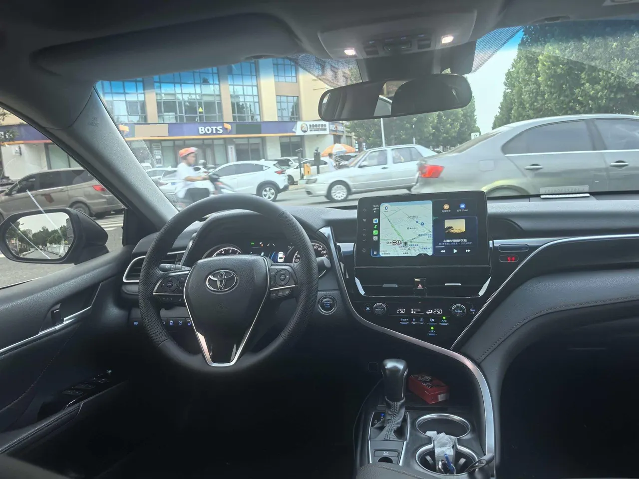 Toyota 2021 Camry 2.0G Stepless Deluxe Edition Automatic Gear 3
