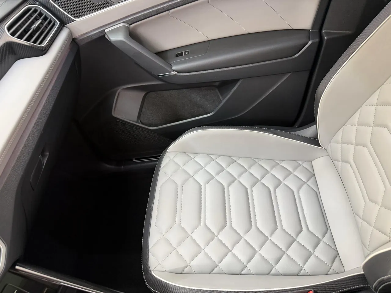 Volkswagen 2023 Tanyue 1.4TSI 280TSI Two-Drive Luxury Plus Advanced Edition Automatic Gear 10
