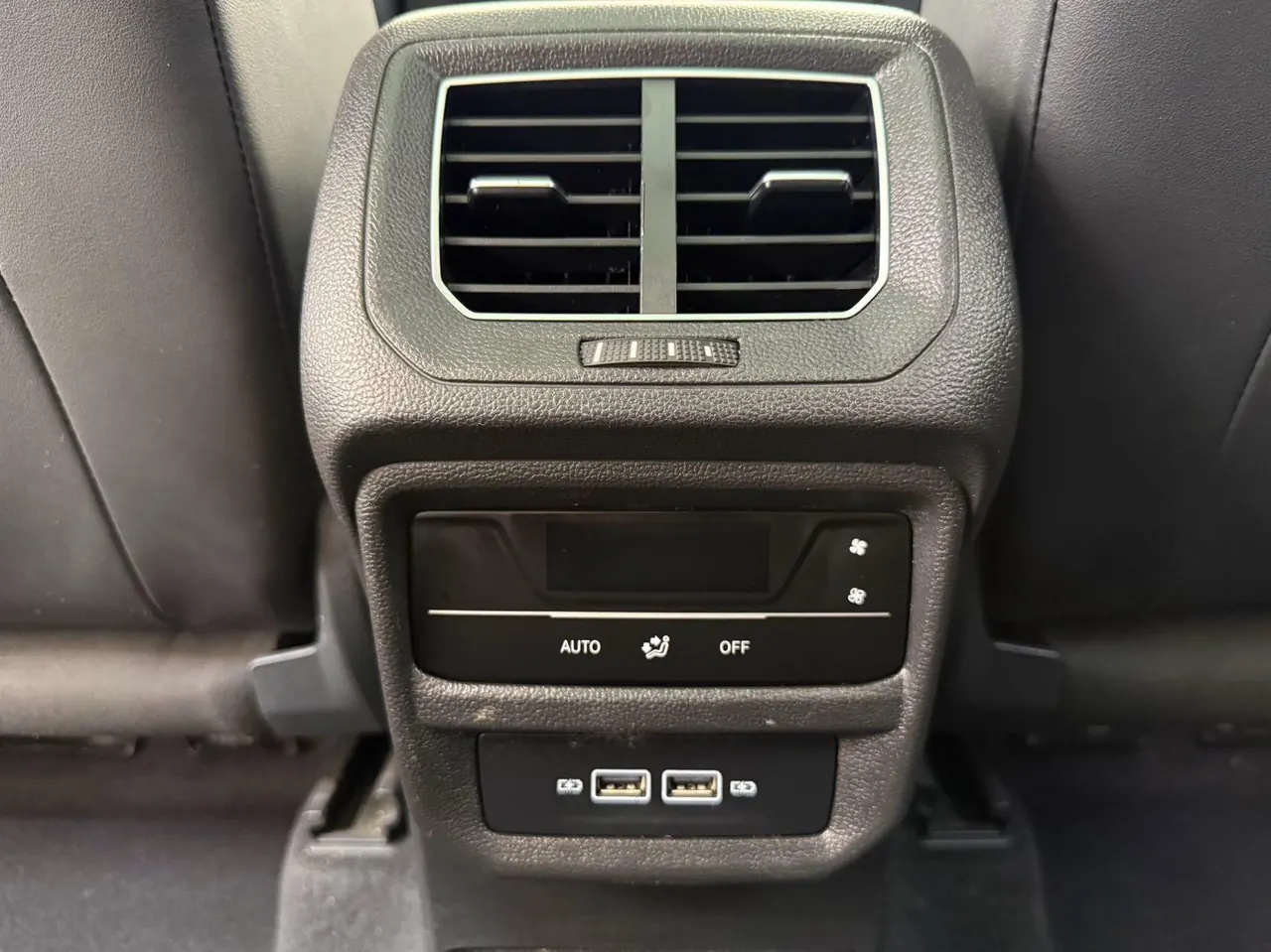 Volkswagen 2023 Tanyue 1.4TSI 280TSI Two-Drive Luxury Plus Advanced Edition Automatic Gear 14