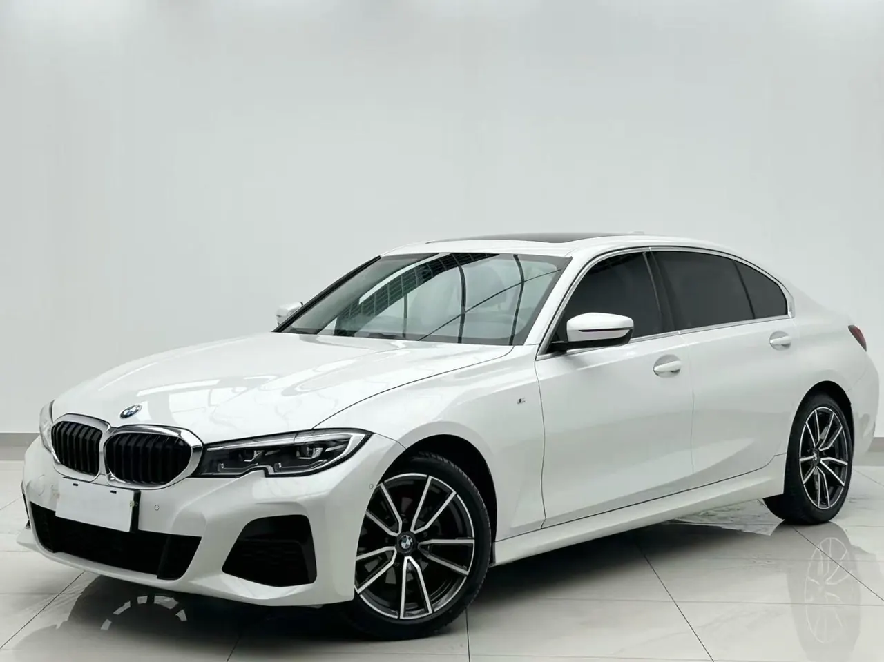 BMW 3 Series 2022 320Li 2.0T M Sports Suit Automatic Gear - View 1