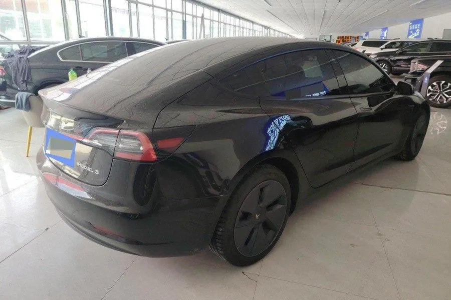 Tesla 2022 Model 3 rear-wheel drive version of automatic transmission 2