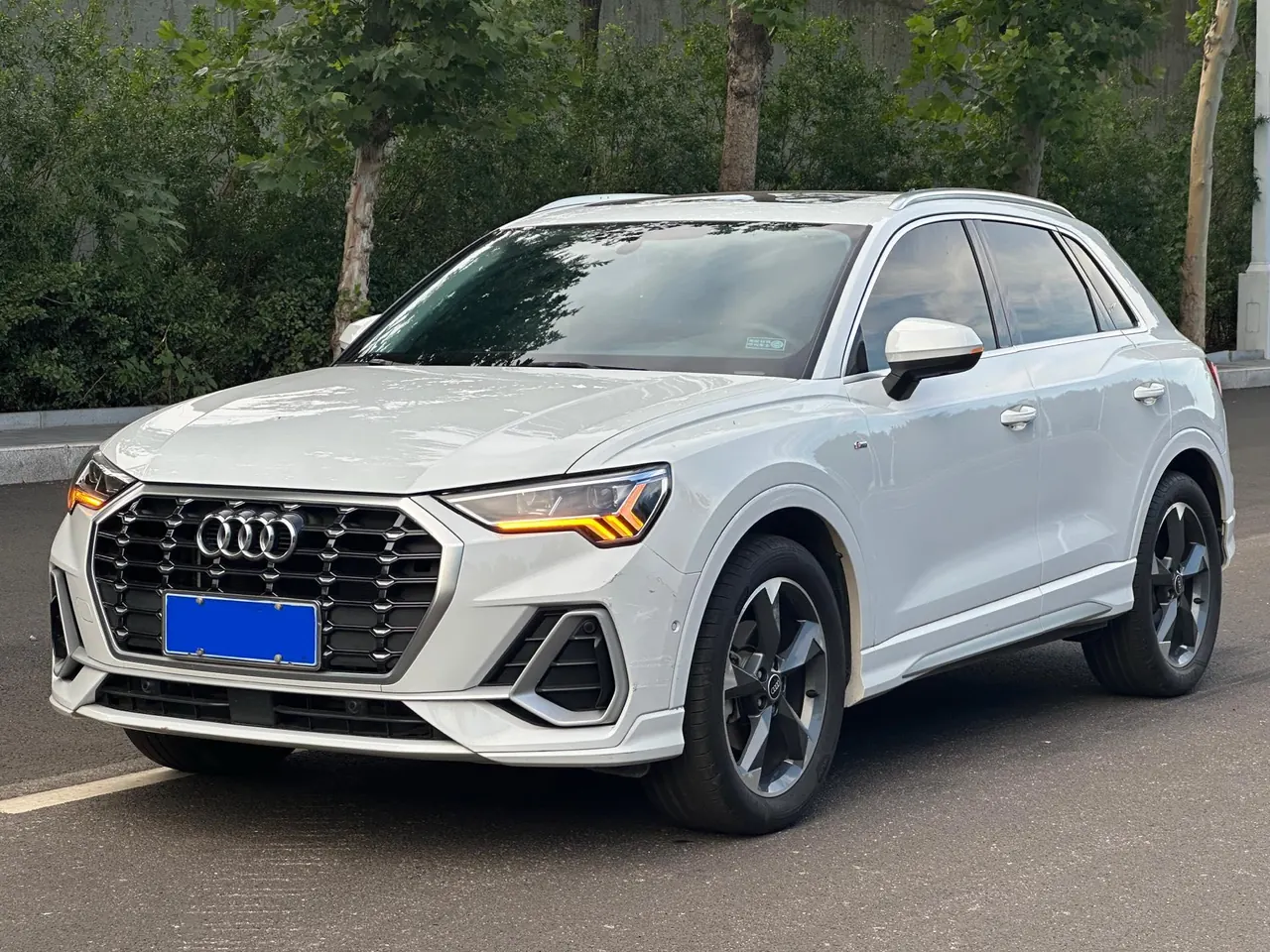 Audi 2022 Q3 1.4TFSI 35TFSI Fashion Dynamic Automatic - View 1