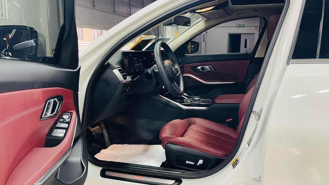 BMW 2022 i3 eDrive 35L automatic gear 5