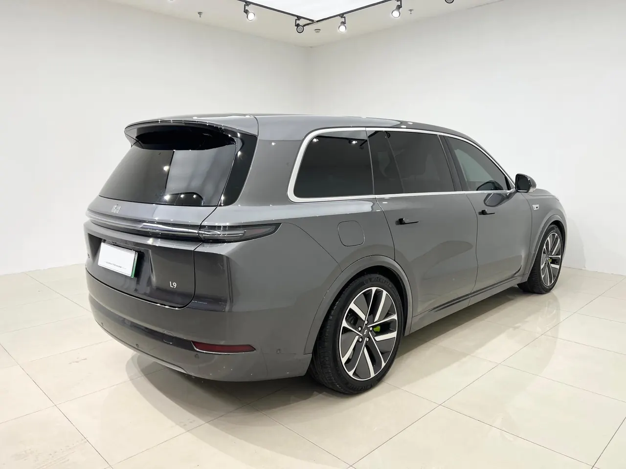 Li 2022 L9 1.5T Max Edition Automatic Gear 8