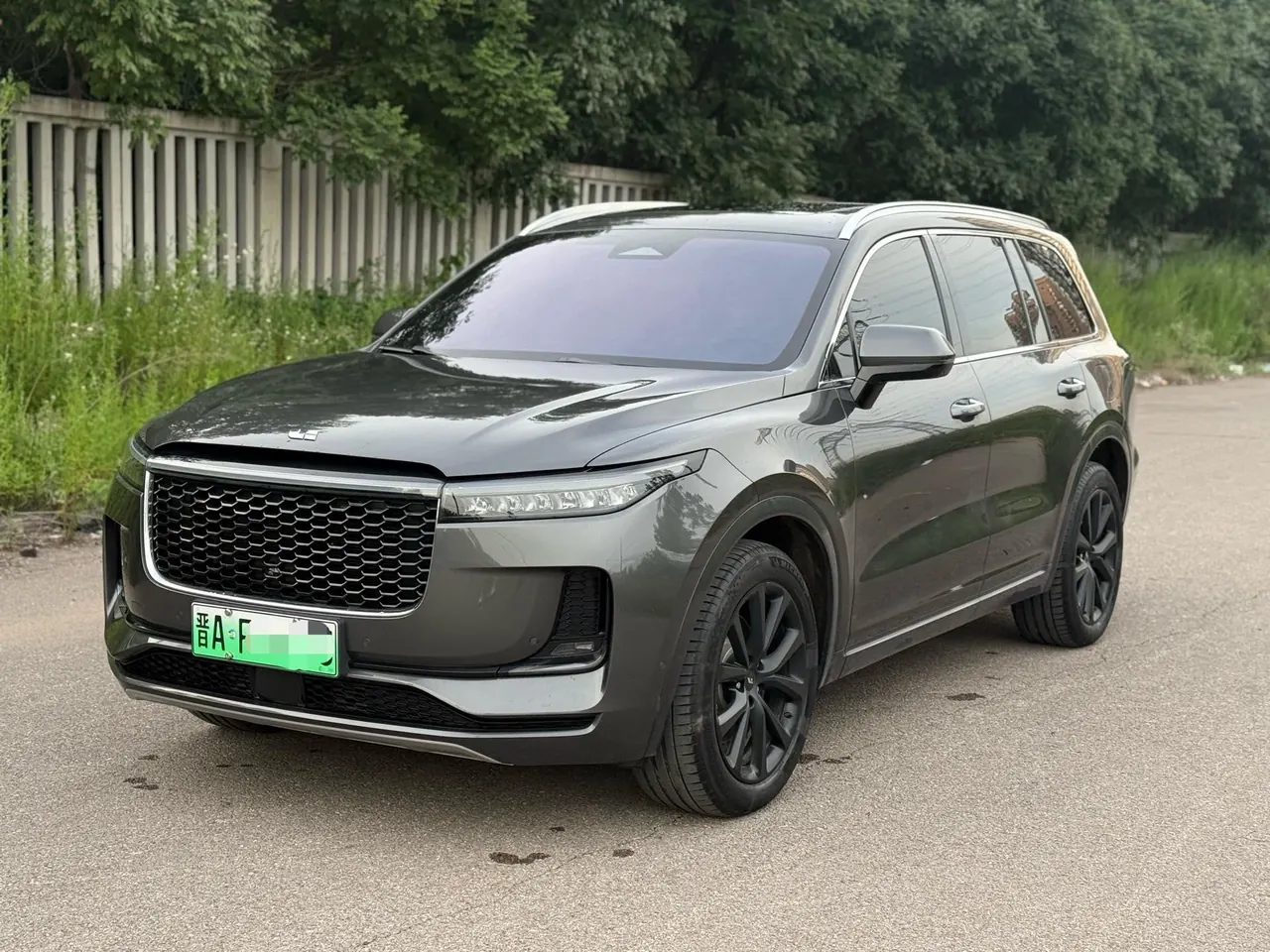 Открыть галерею: Li 2021 ONE 1.2T extended range 6-seat automatic gear
