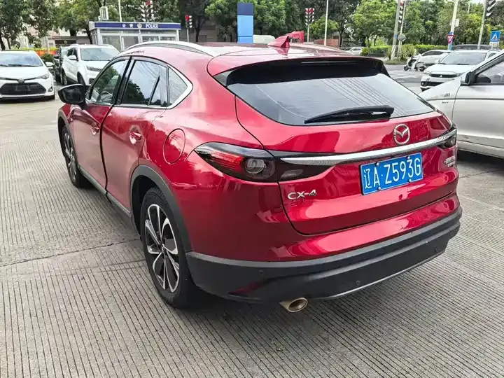 Mazda CX-4 2020 2.5L Automatic Two-wheel Drive Blue Sky Driving Fun Edition 6