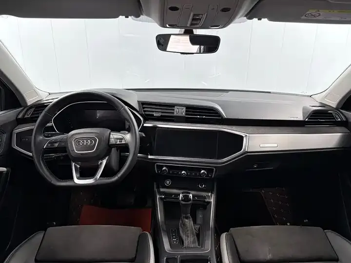 Audi Q3 2022 35 TFSI Fashion Dynamic 7