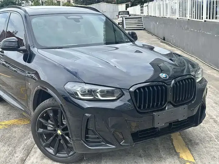 BMW X3 2023 xDrive30i exclusive M obsidian night suit 5