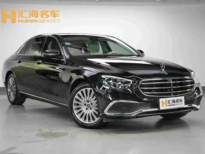 Mercedes Benz E-Class 2023 E 300 L Fashion 3
