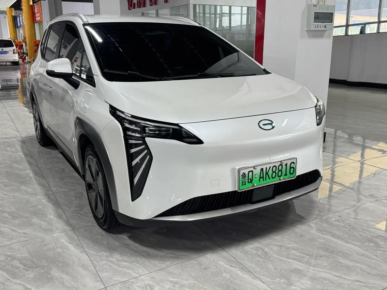 GAC Aion 2023 Aion Y PLUS 70 Happy Edition Automatic Gear 2