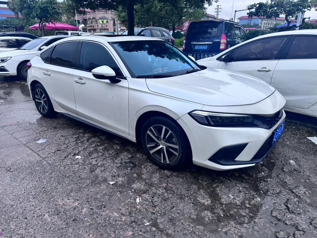 Honda 2023 Civic Hatchback 1.5T Stepless 240TURBO Extreme Jump Automatic Gear 4