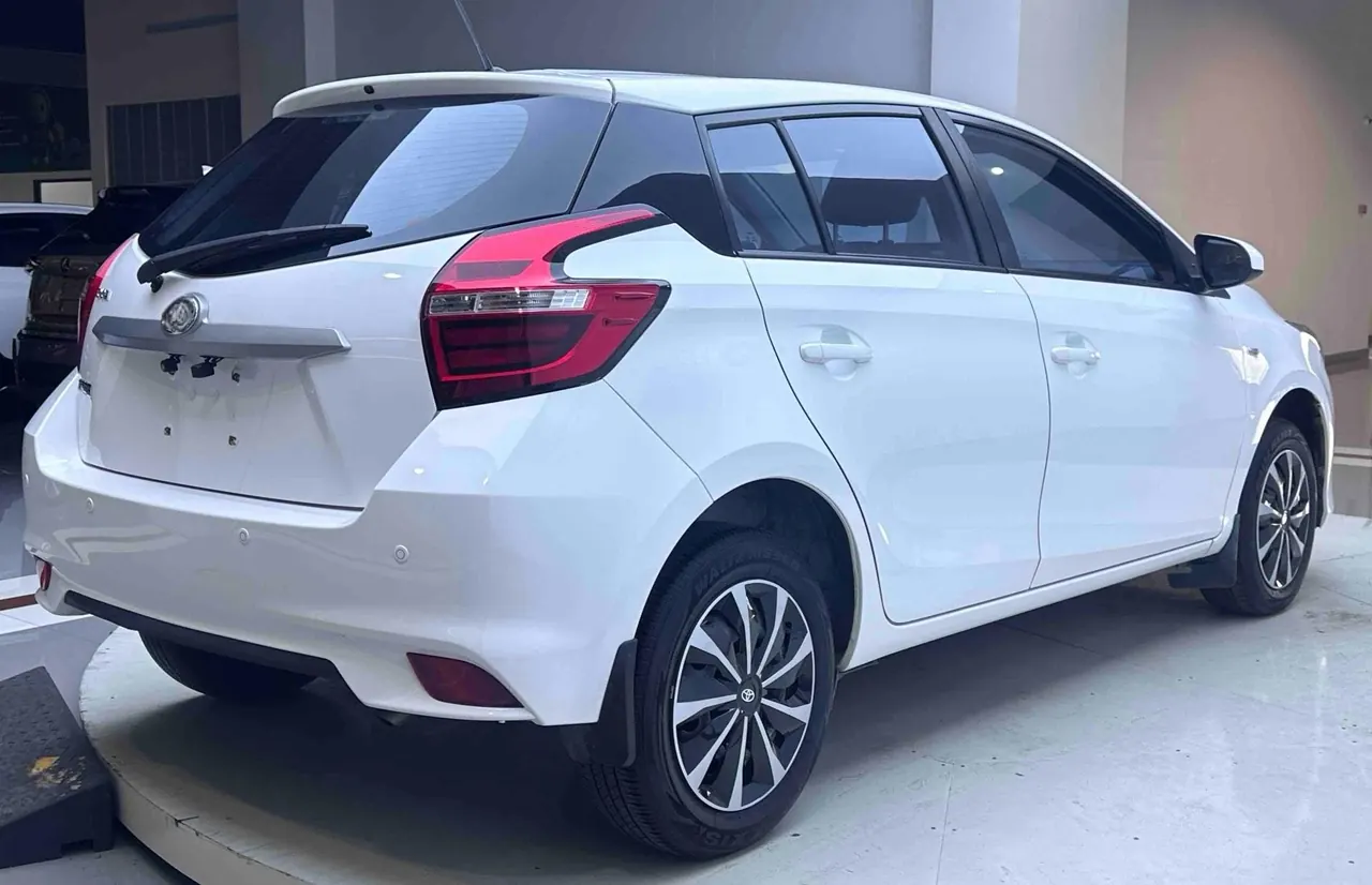 Toyota yaris 2022 YARiS L Enjoy 1.5 Stepless Leading PLUS Edition Automatic Gear 5