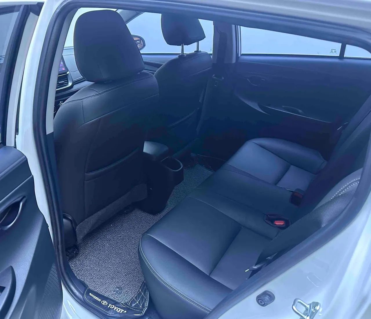 Toyota yaris 2022 YARiS L Enjoy 1.5 Stepless Leading PLUS Edition Automatic Gear 8