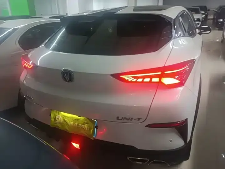 ChangAn UNI-T 2020 1.5T Honorable Model 6