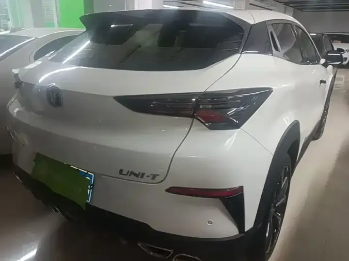 ChangAn UNI-T 2020 1.5T Honorable Model 7