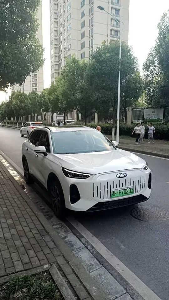 Chery 2024 Fengyun T9 C- DM 1.5T 120 Long Endurance Edition Standard 5-seat Automatic Gear 6