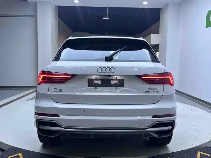 Audi Q3 2023 35 TFSI Fashion Dynamic (1.4T) 11