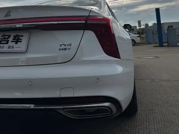 HongQi H5 2023 1.5T HEV Zhilian Flag Collar Edition 6