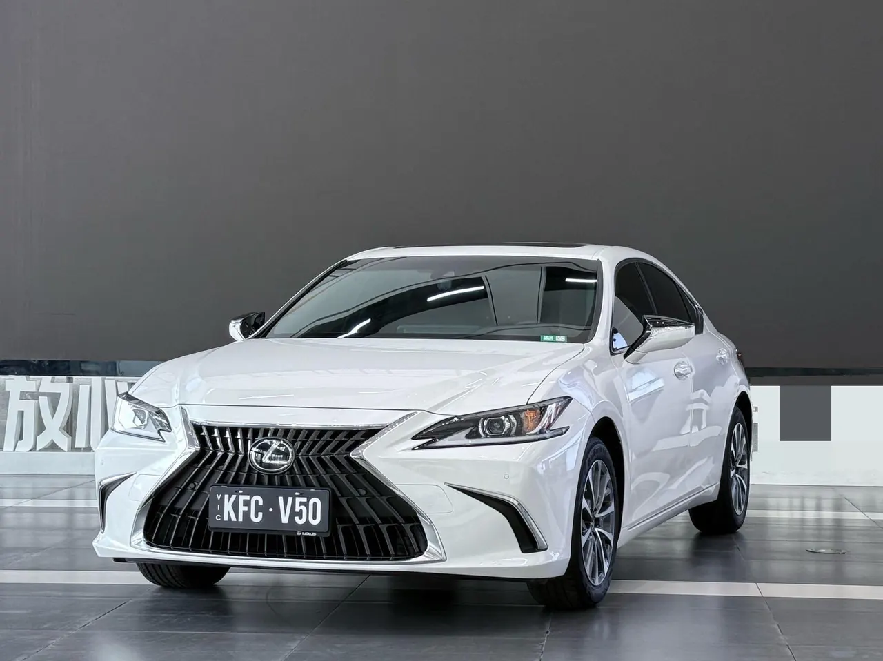 Lexus ES (Imported) 2023 ES200 2.0 Stepless Premium Edition Automatic Gear - View 1