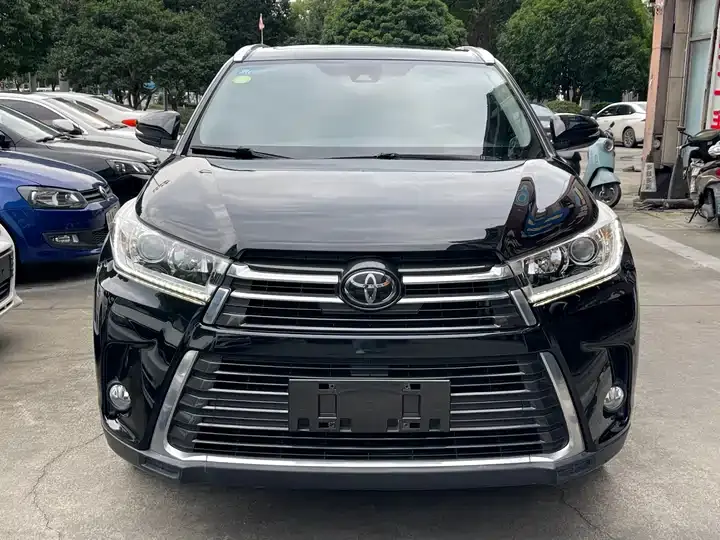 Highlander 2018 2.0T 4-wheel drive distinguished edition 7-seat country VI 2
