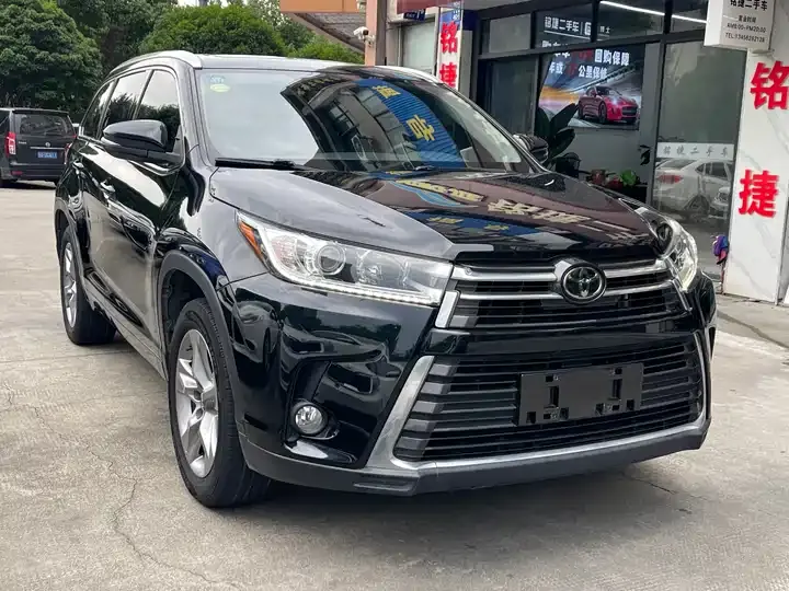 Highlander 2018 2.0T 4-wheel drive distinguished edition 7-seat country VI 4