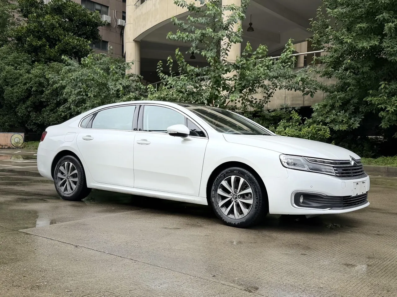 Citroen 2021 C6 1.8THP 400THP Comfort Edition Automatic Gear 3