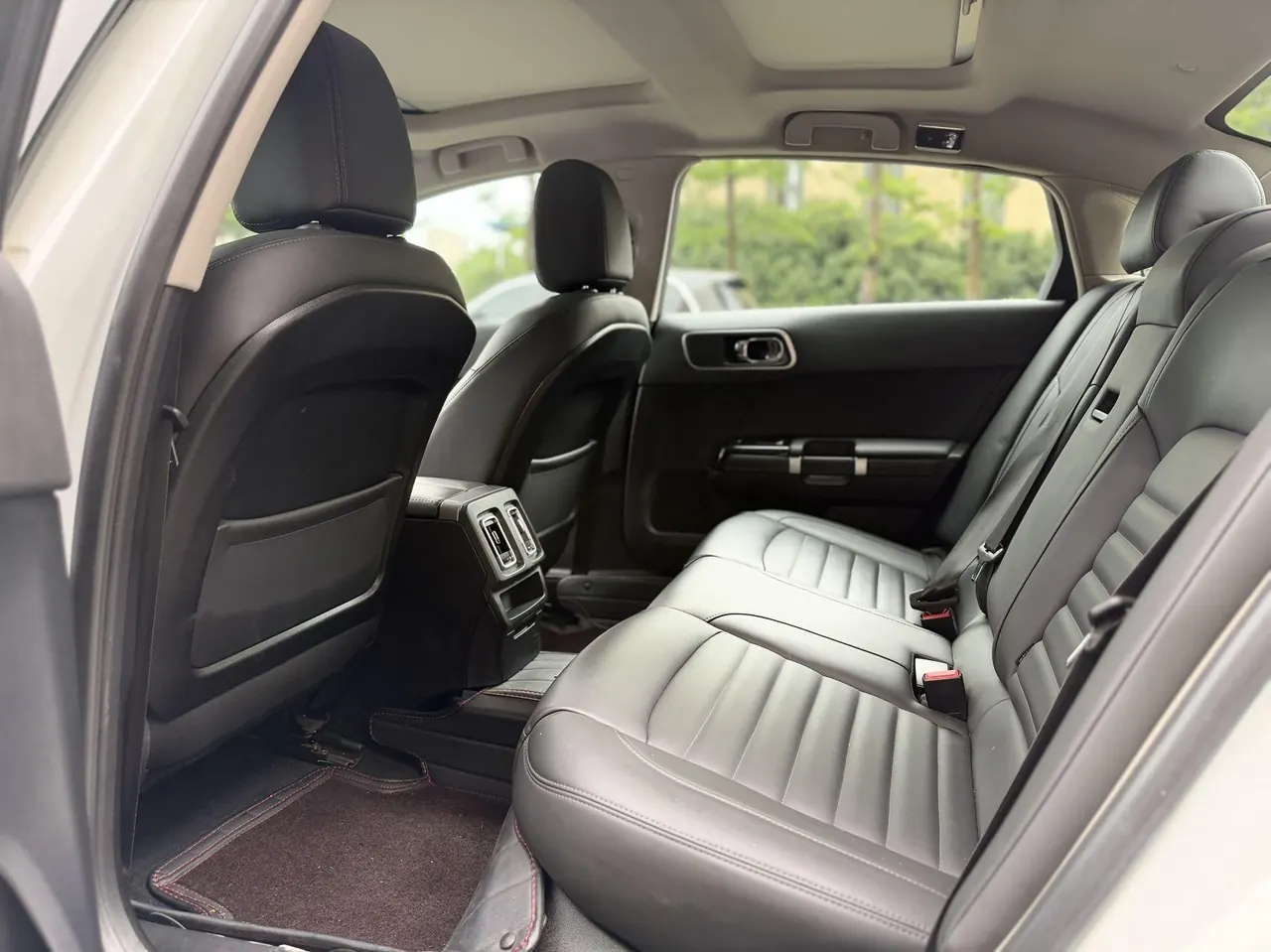Citroen 2021 C6 1.8THP 400THP Comfort Edition Automatic Gear 5