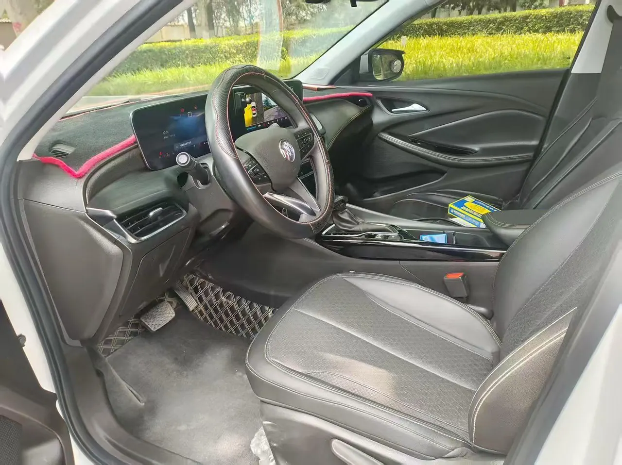 Buick 2023 Weilang Pro 1.5T Stepless Music Edition Automatic Gear 3