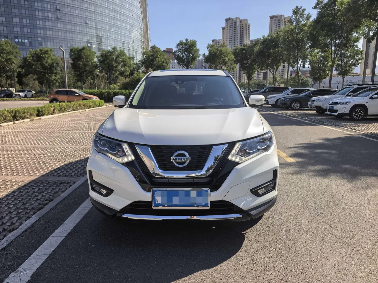 Nissan 2023 Qijun Classic 2.0 Stepless Two-Drive Intelligent Joint Premium Edition Automatic Gear 2