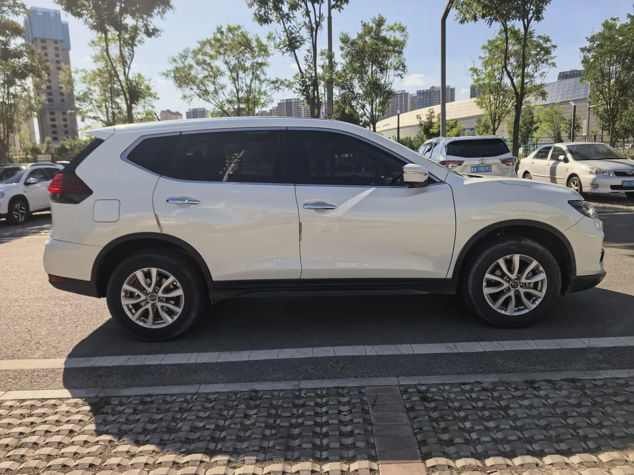 Nissan 2023 Qijun Classic 2.0 Stepless Two-Drive Intelligent Joint Premium Edition Automatic Gear 5