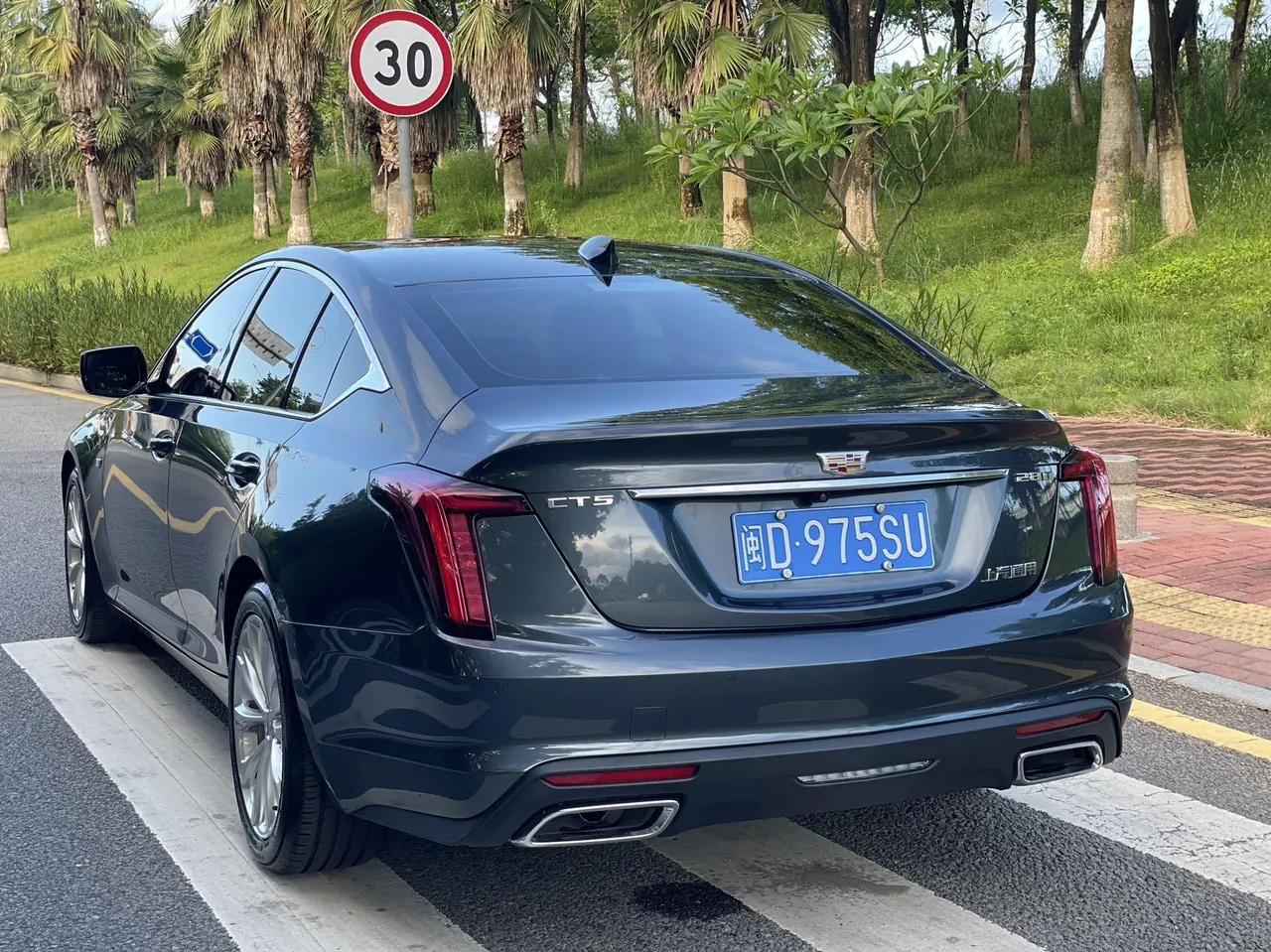 Cadillac 2022 CT5 2.0T 28T luxury automatic gear 4