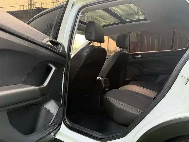 Shadow Exploration 2021 1.5L Auto Yue Zhi Lian Edition 9