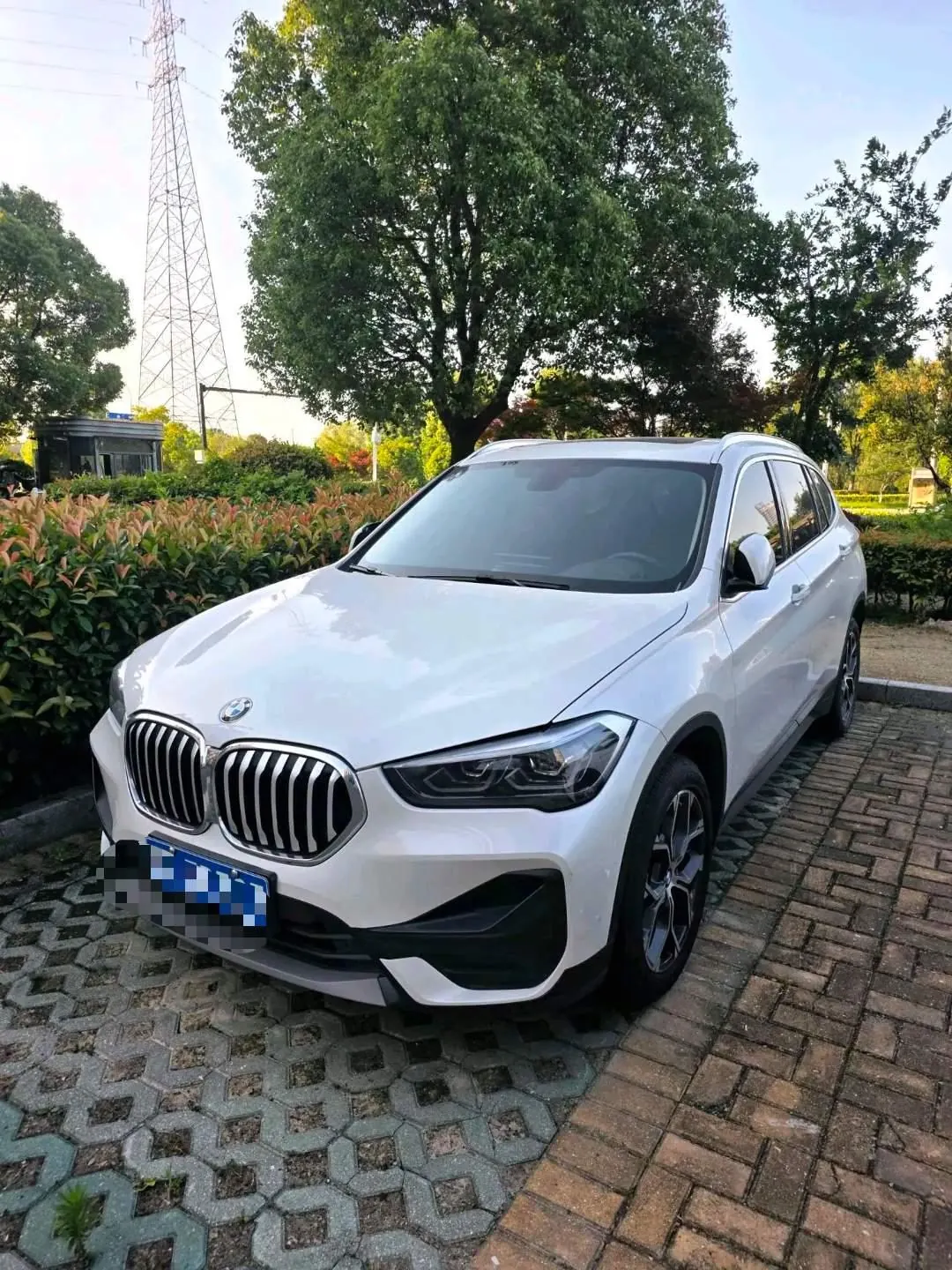 BMW 2022 X1 sDrive25Li 2.0T Leading Automatic Gear 3