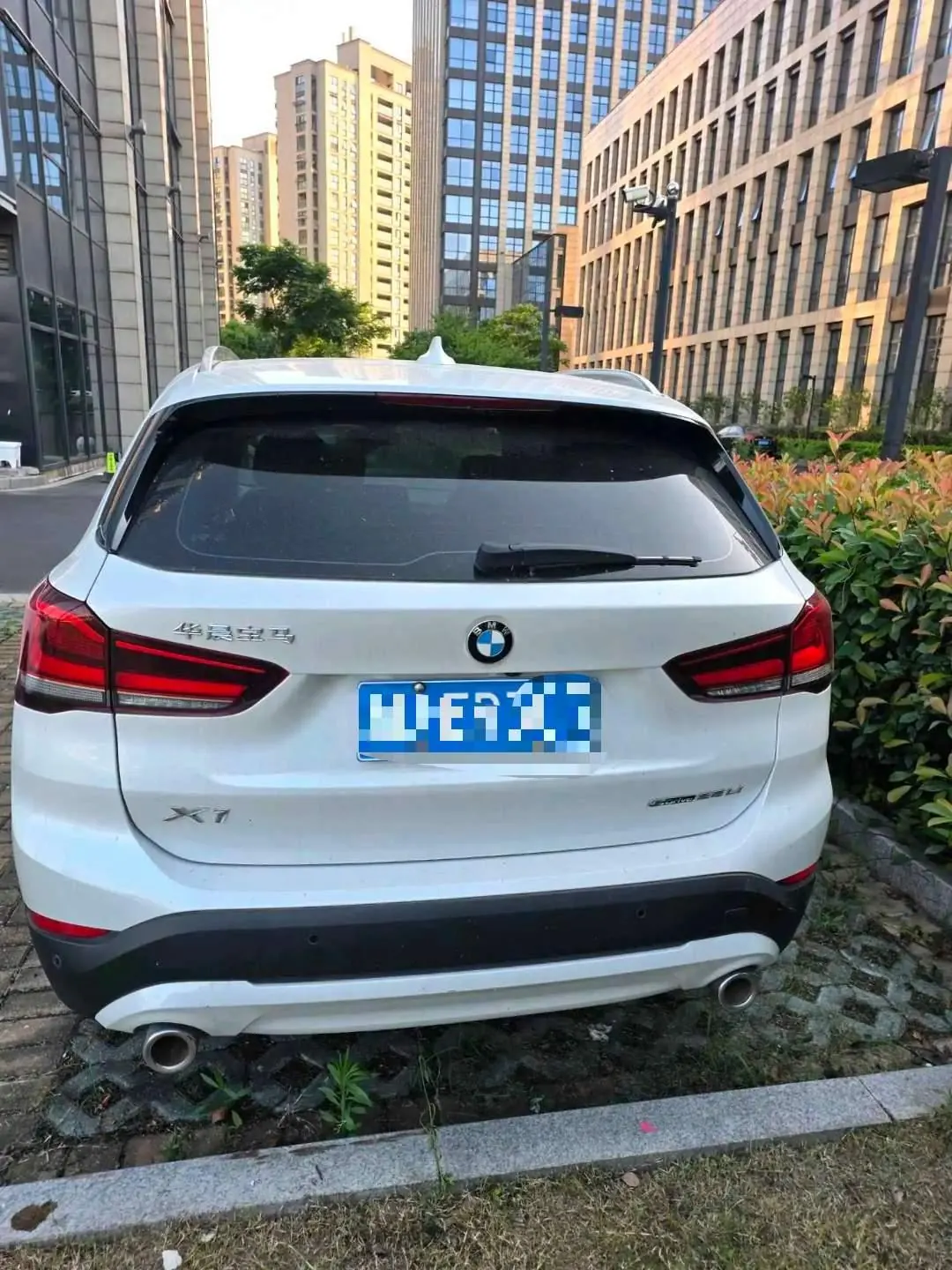 BMW 2022 X1 sDrive25Li 2.0T Leading Automatic Gear 5