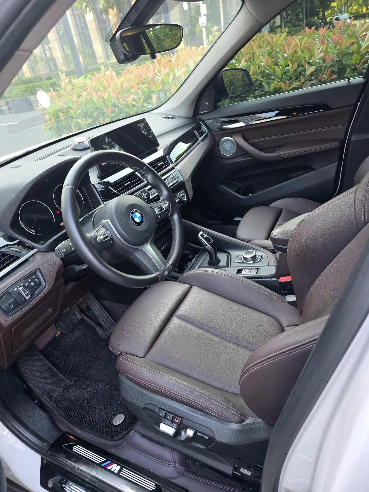 BMW 2022 X1 sDrive25Li 2.0T Leading Automatic Gear 6