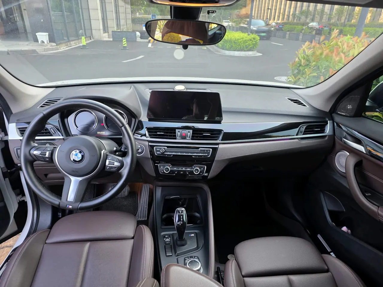 BMW 2022 X1 sDrive25Li 2.0T Leading Automatic Gear 8