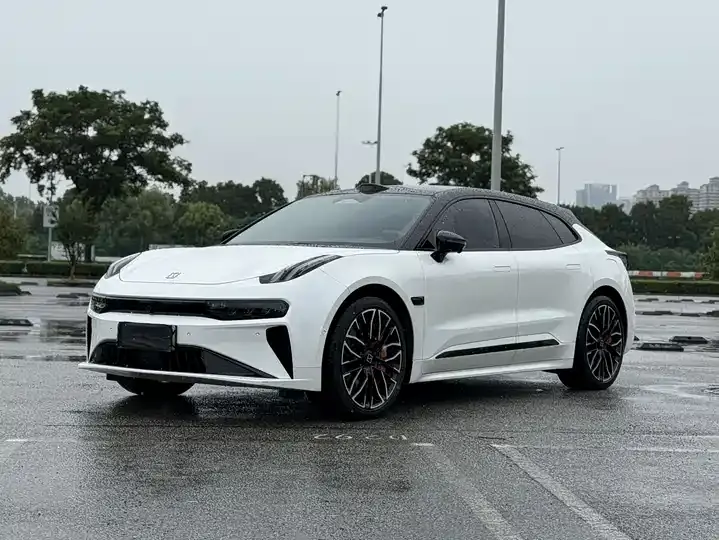 Zeekr 001 2024 YOU Edition 100kWh Four-wheel Drive 2