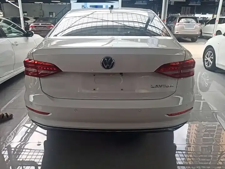 Langyi 2021 1.5L Automatic Vision Edition 6