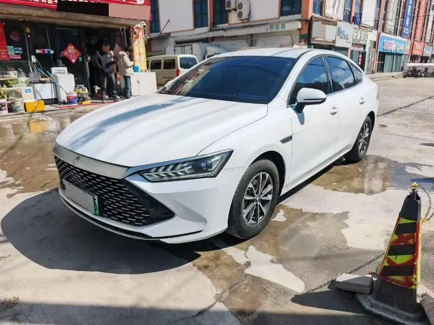 BYD 2024 Qin PLUS DM-i 1.5 stepless glory version 55KM leading automatic gear - View 1