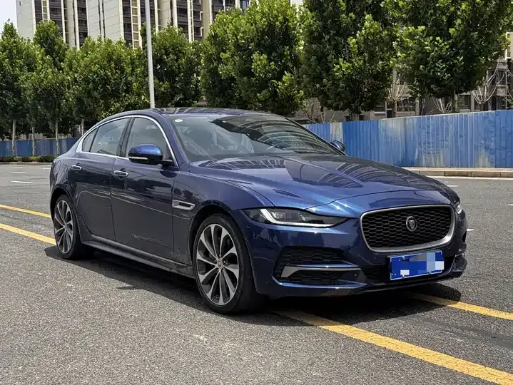 Jaguar XEL 2021 2.0T 250PS R-DYNAMIC SE Technology Sports Edition 3