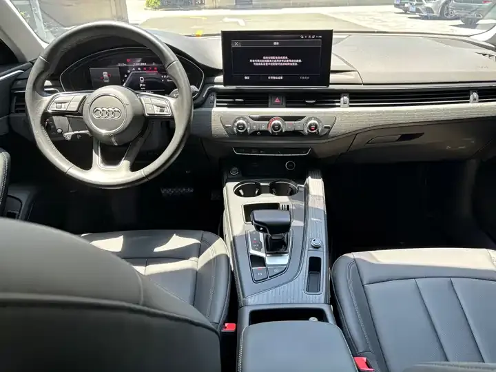 Audi A4L 2022 40 TFSI Fashion Dynamic 9