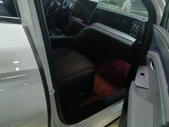 Song L DM-i 2025 Smart Driving Edition 112km Exceed 8