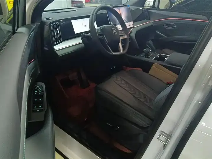 Song L DM-i 2025 Smart Driving Edition 112km Exceed 9