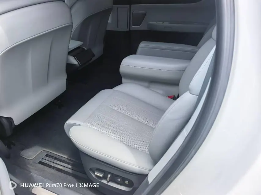 NIO 2023 ES8 75kWh automatic 6