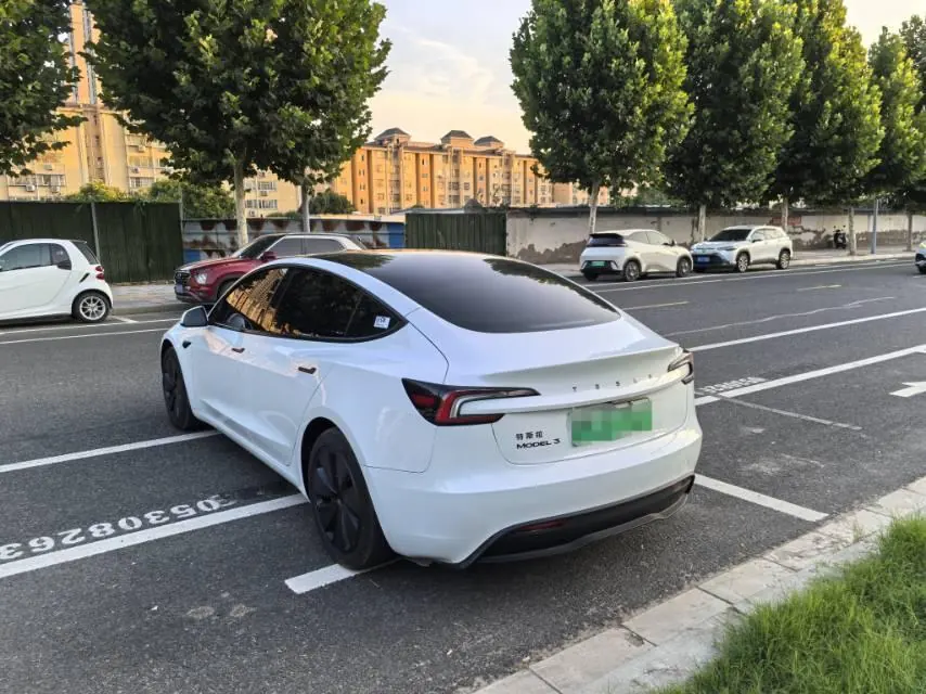 Tesla 2025 Model 3 Rear-Wheel-Drive Edition (facelift) Automatic Transmission 7